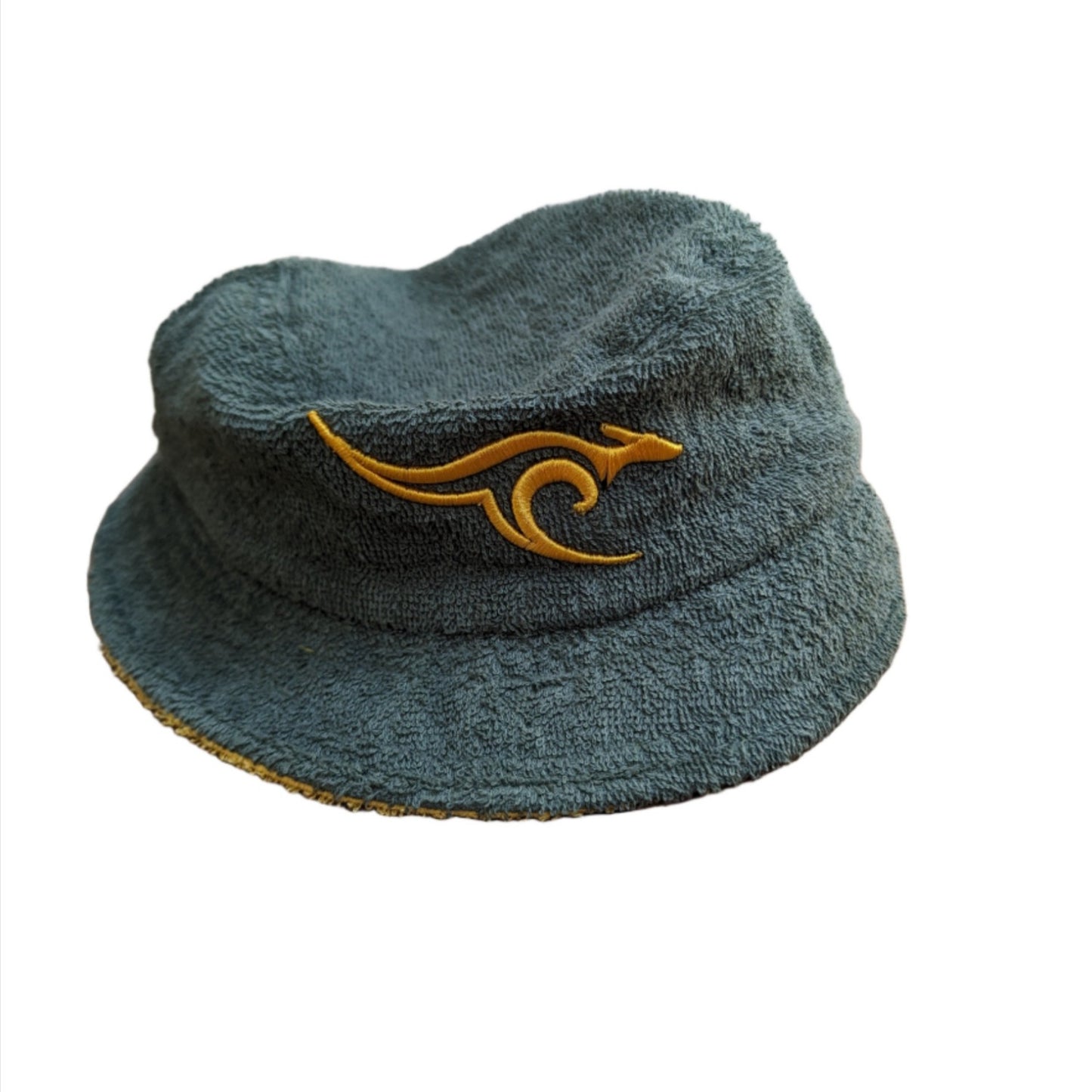 buckethat